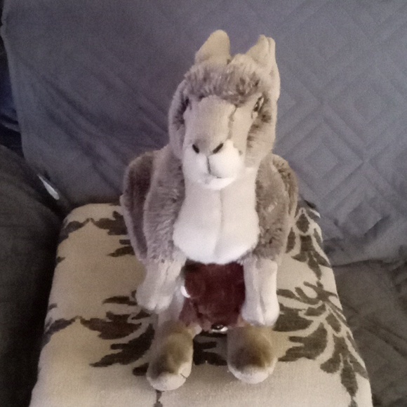 LARGE FAO SCHWARZ Kangaroo 🦘 &  Joey🦘 - Picture 9 of 17